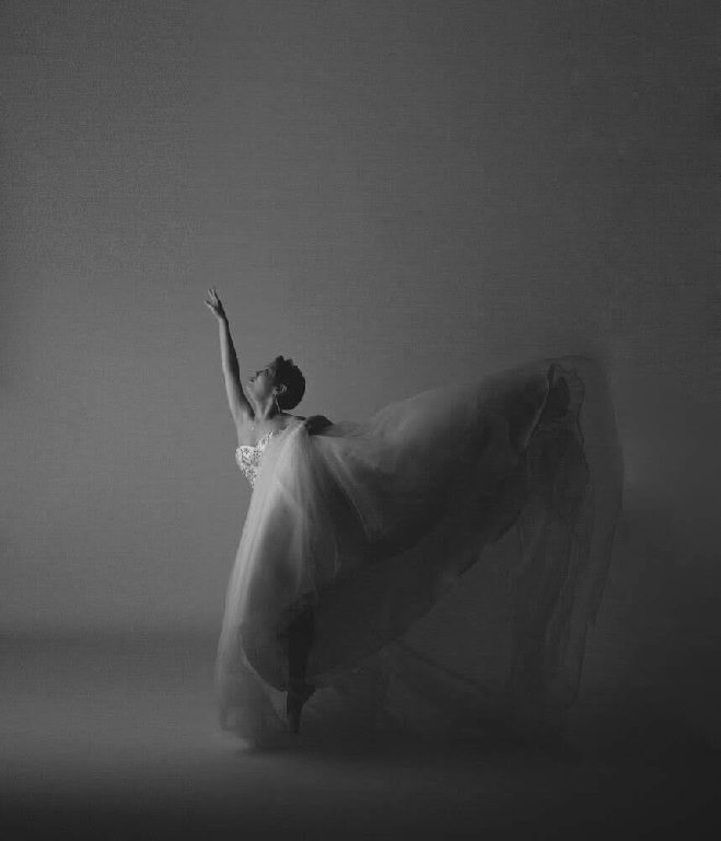 奥田バレエスクールの講師紹介